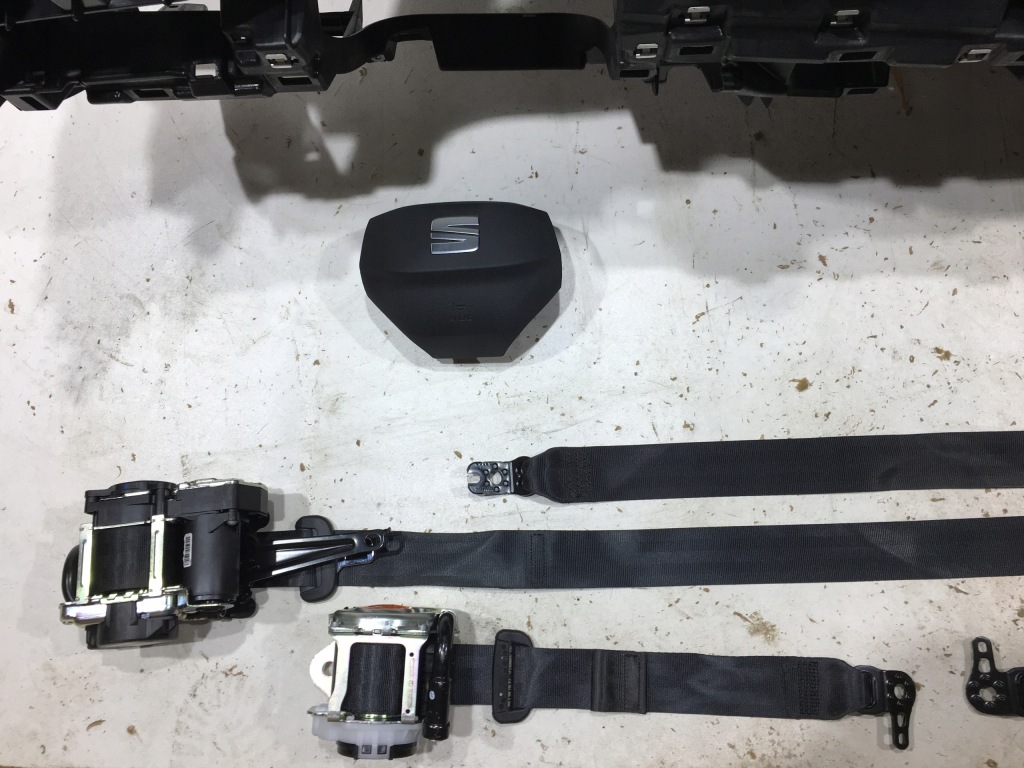 фото №6, Seat el-born подушка безпеки панель приладів консоль подушки безпеки ремені