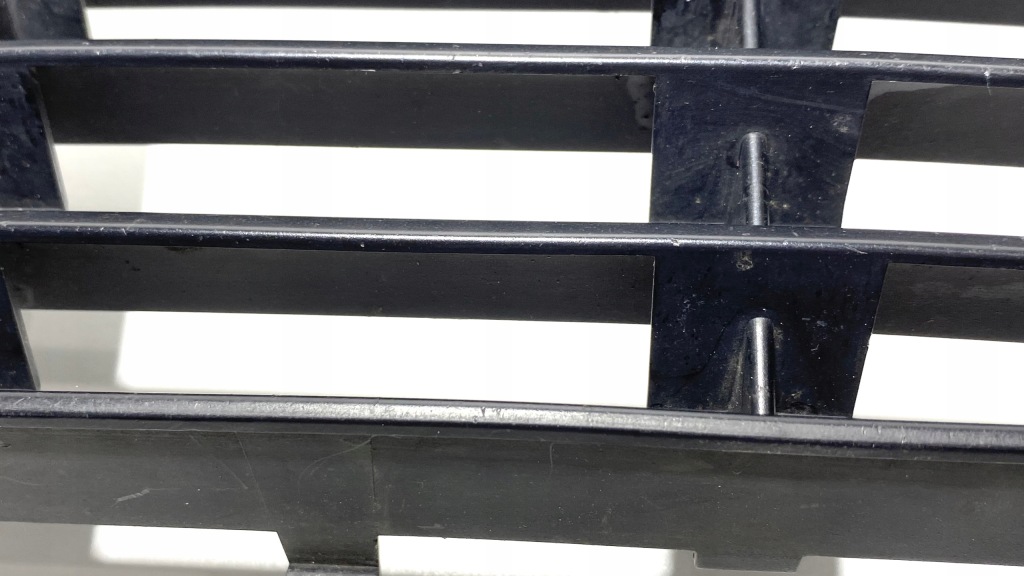 фото №9, Решітка бампера audi a4 b5 lift 99- 8d0807683aa