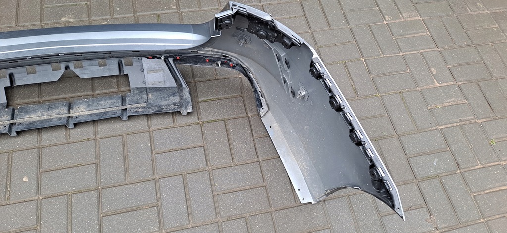 фото №10, Skoda octavia iv rs kombi 5e7 бампер задняя задний + решётки 5e7807421c