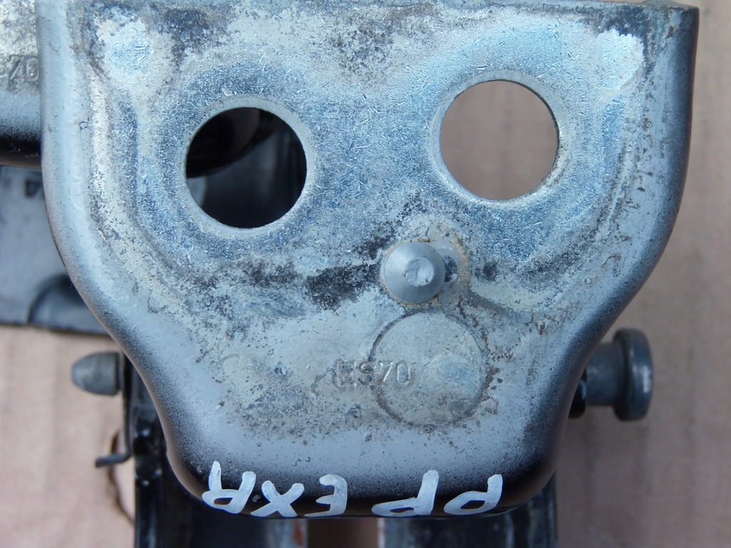 фото №8, Петлі двері правий перед exl citroen c3 ii komple