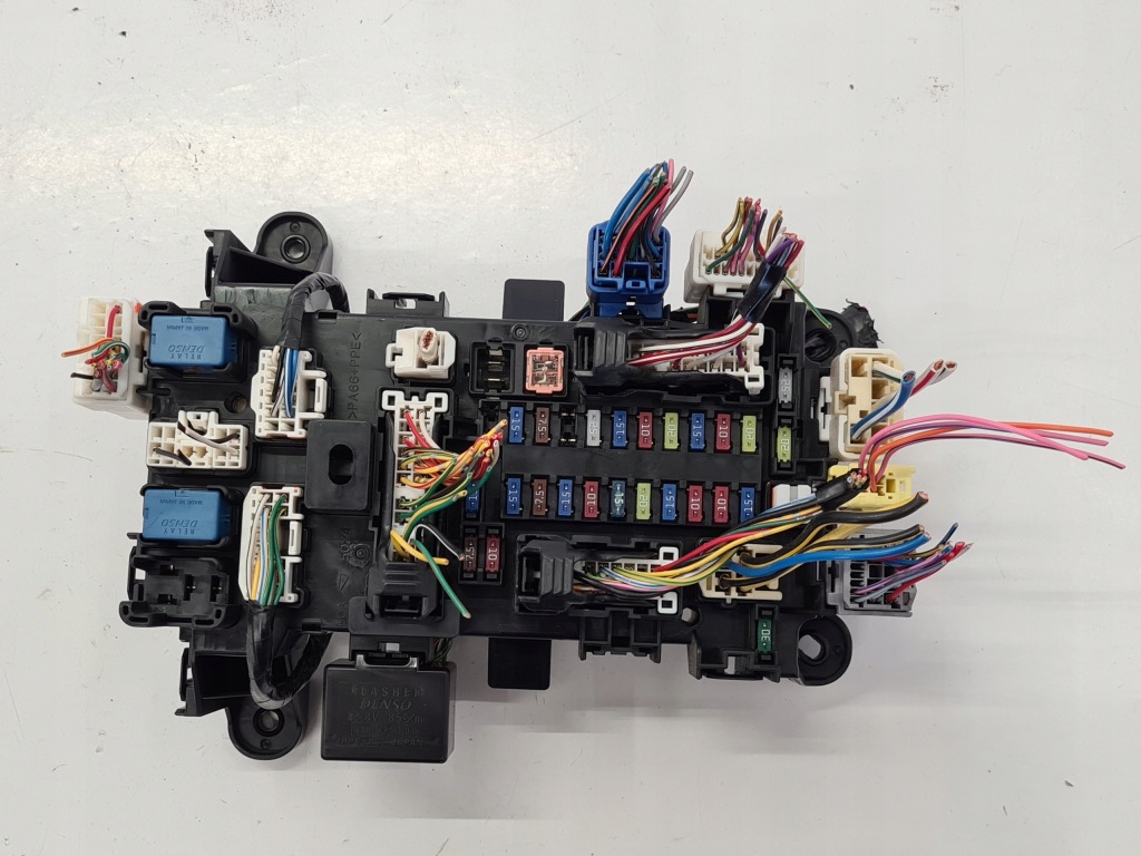 фото №1, Suzuki vitara ii коробка запобіжників 1.6b