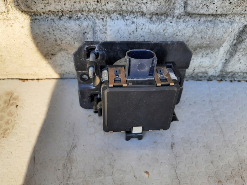 фото №1, Suzuki s cross vitara датчик радар 33943-61m00 33943-68r01