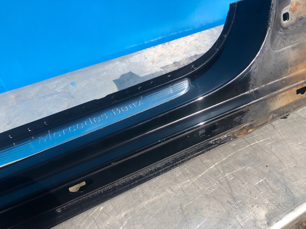 фото №7, Mercedes w213 kombi правий поріг блок двигуна 040