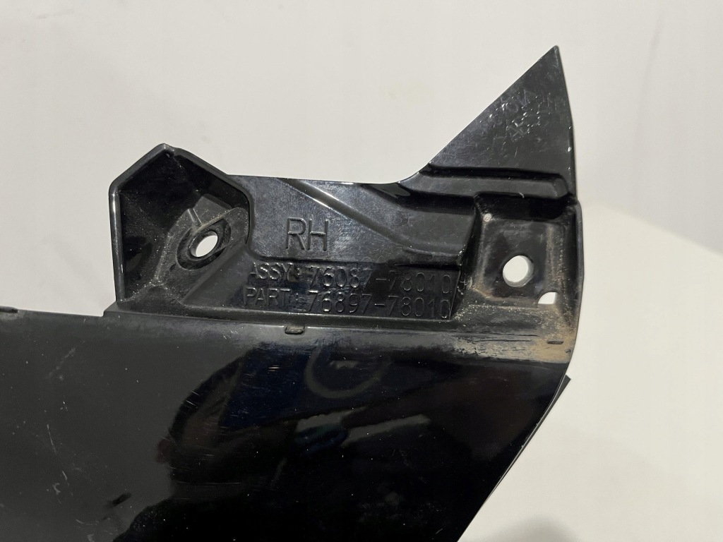 фото №11, Lexus nx i молдинг спойлер вітровик кришки правий задня 76087-78010