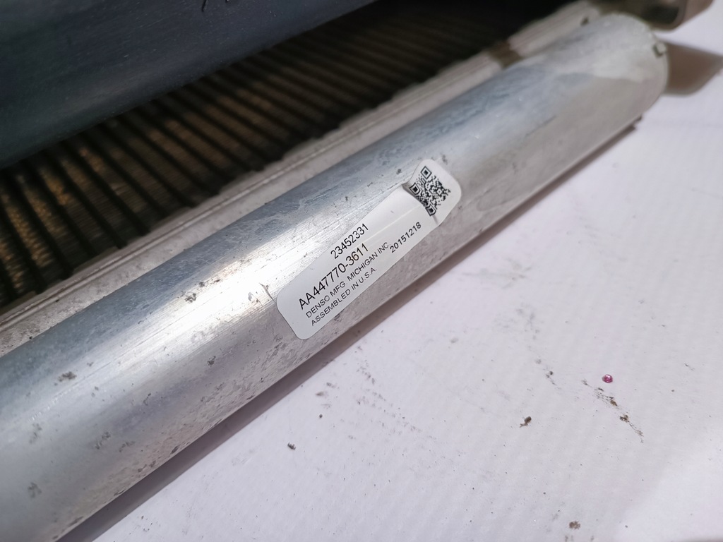 фото №8, Радиатор радиатор вентилятор комплект chevrolet camaro 3.6 2016-