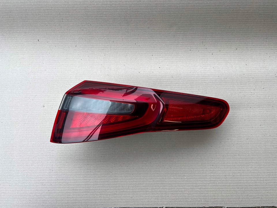 Купить Alfa romeo stelvio фара led правый  задний  задняя америка 00505358050