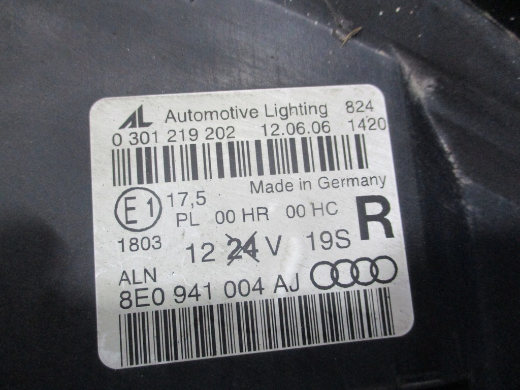 фото №7, Лампа передня права audi a4 b7 8e094100aj