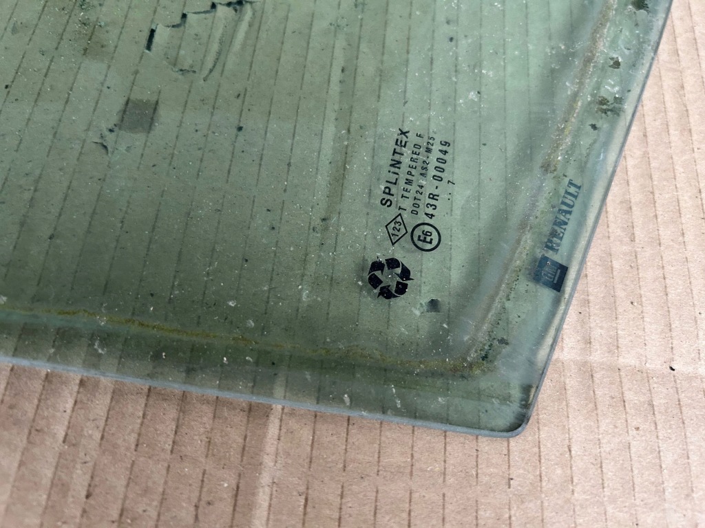 фото №4, Стекло дверь правая правый перед renault trafic ii opel vivaro a