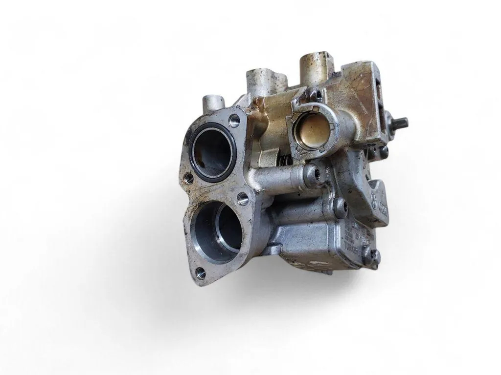 Насос оливи audi a8 d2 4d2, 4d8 079115103 4.2l бензиновий 2012 Зі Шроту