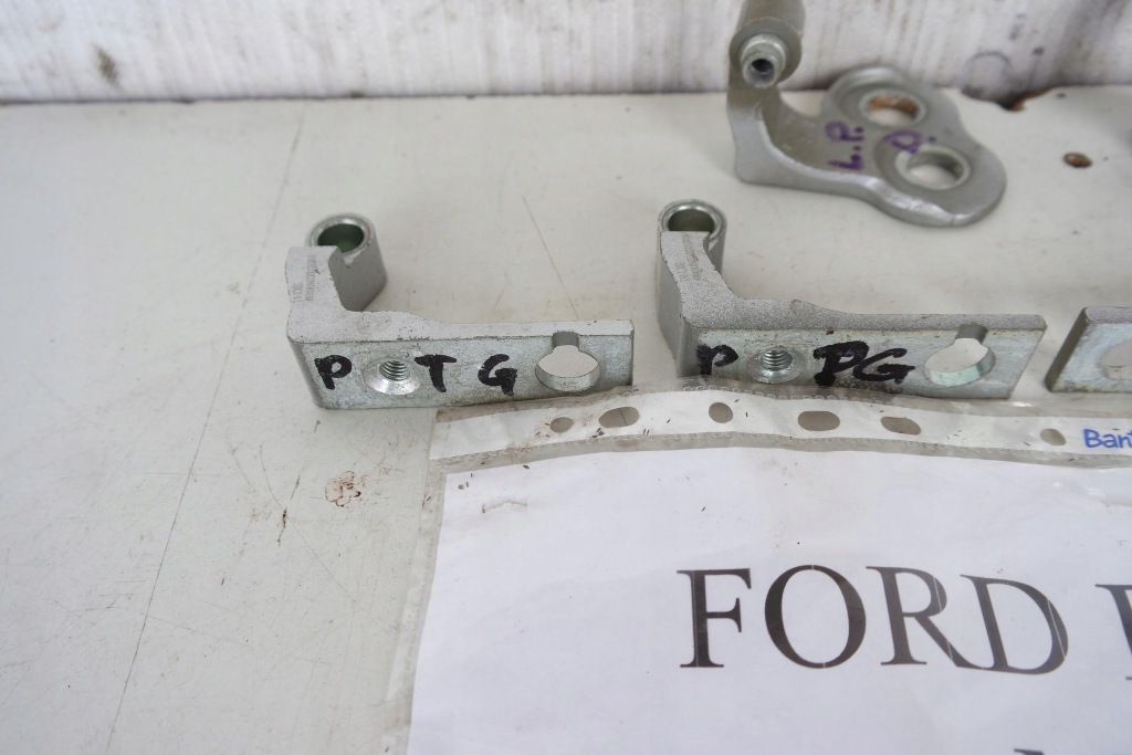 фото №3, Петля петлі двері ford focus mk3 hb