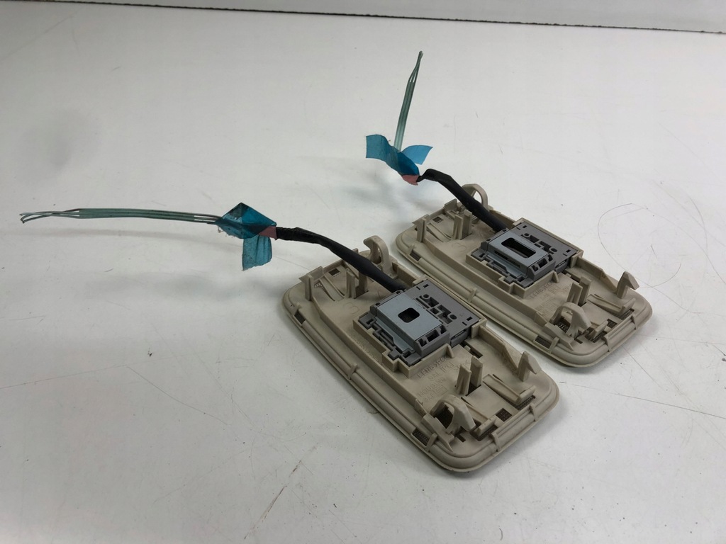 фото №9, Toyota verso лампа стельовий