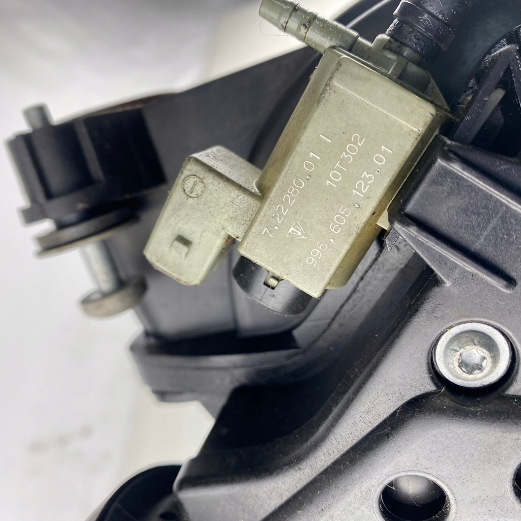 фото №8, Колектор впускний  porsche panamera 970 4.8 v8 m48.20