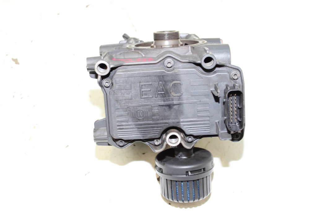 Mercedes actros mp4 клапан основа осушувача осушувач повітря 0014462064 в Україні