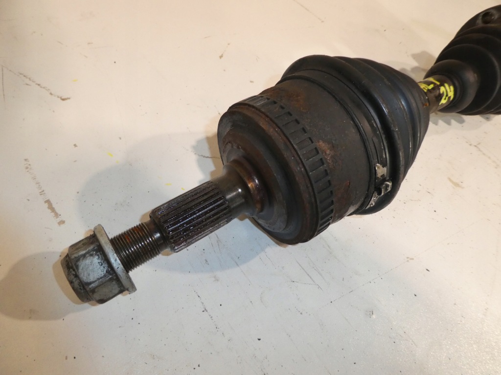 Приводной вал mercedes vito 638 cdi в Украине