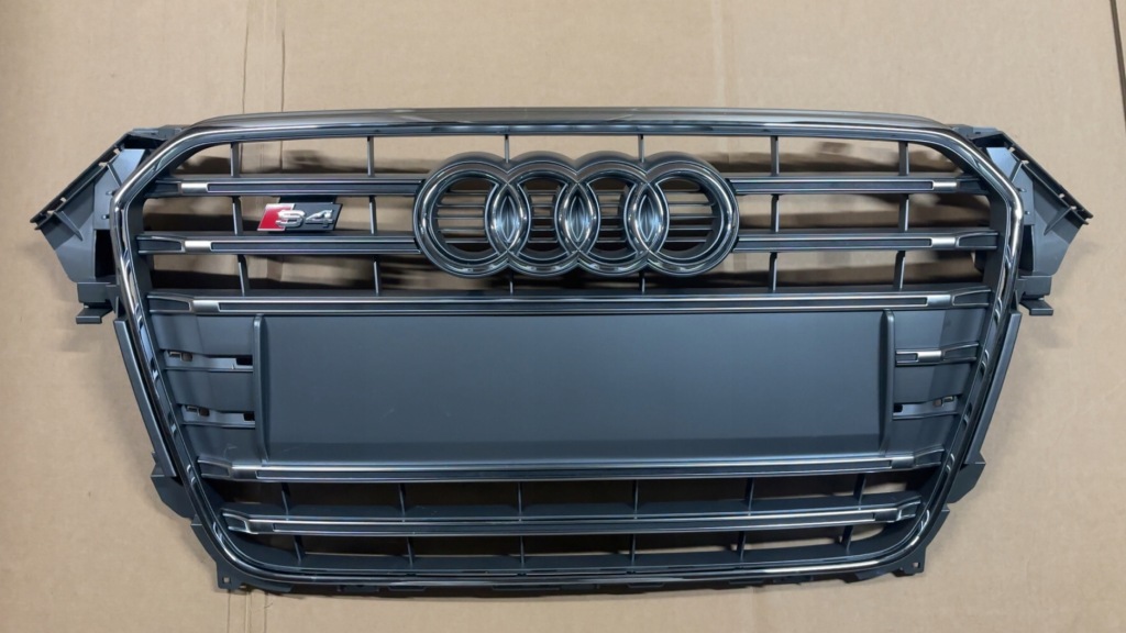 фото №1, Решітка радіатора audi a4 s4 b8 lift 8k0853651j/k