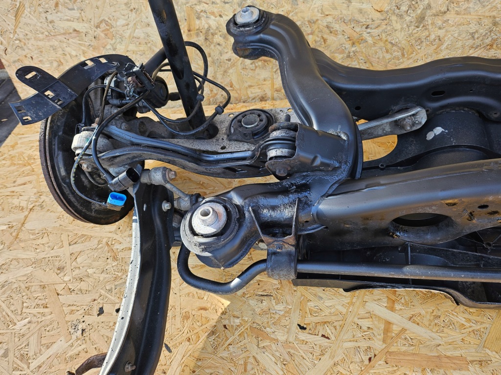 фото №7, Подвеска задние поворотный кулак подрамник mercedes w117 cla w246 w176