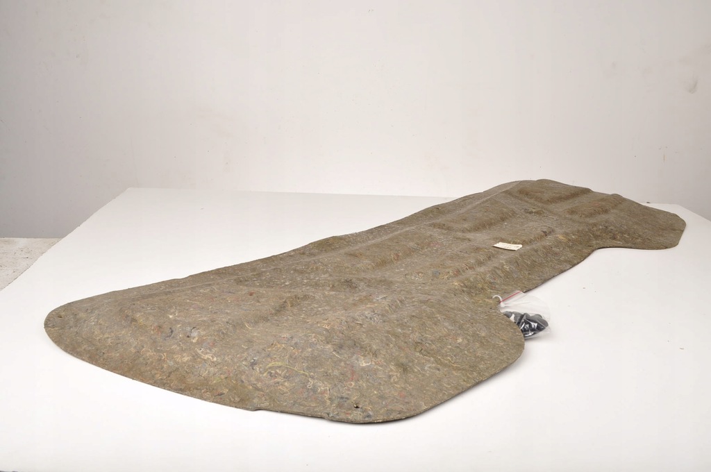 фото №6, Hyundai ix35 шумоизоляция подкрылок капот 81125-2y000 клипсы