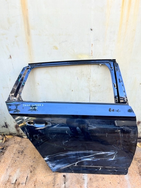 фото №1, Skoda superb iii kombi двері задня правий