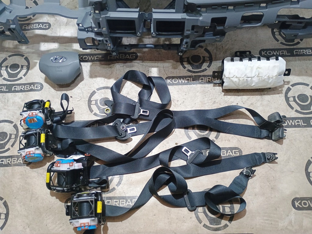 фото №9, Hyundai kona i сіра подушка безпеки панель приладів консоль подушка безпеки ремені оригінал