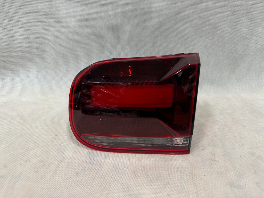 фото №1, Citroen c5 aircross lift 22- лампа задняя правая w внутренняя led europa