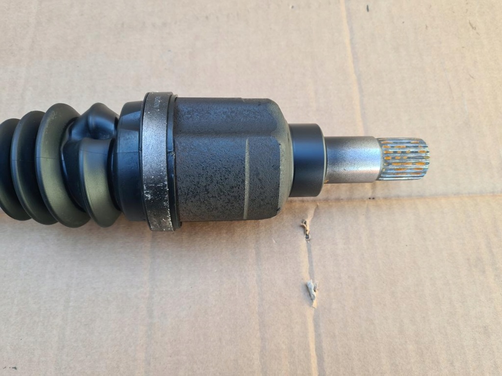 Привідний вал короткий ліва citroen c3 2 1.4 vti Оригінал