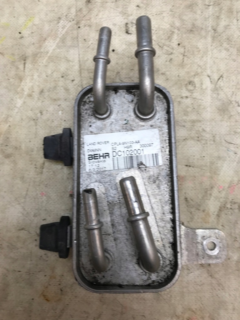 фото №1, Land rover range 3.0d 4x4 12-21 радиатор масла