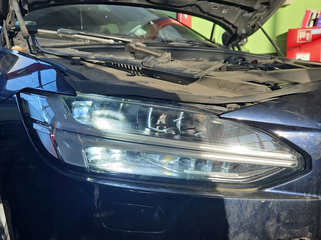 Купити Фара правий фара перед full led volvo v90 європа 16-20