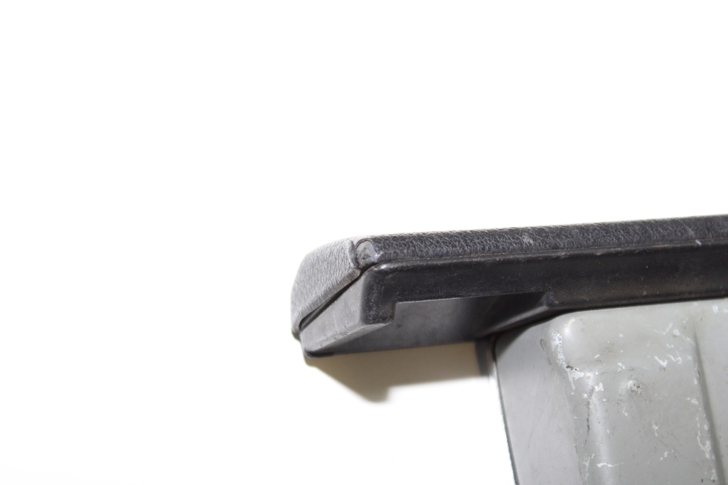 фото №7, Bmw e32 пепельница передняя w туннель средний przed lift