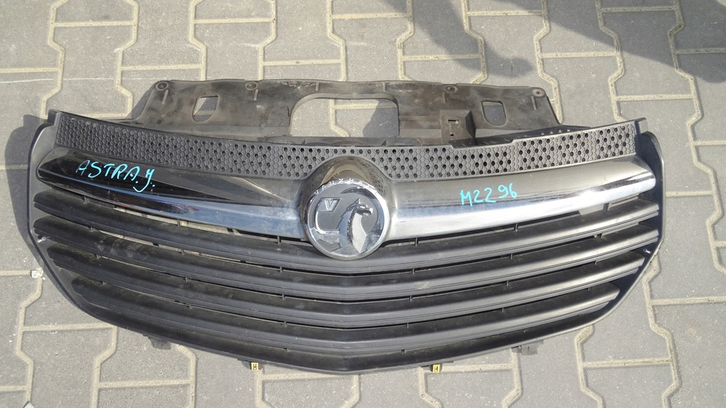 фото №1, Решётка радиатора перед решётка радиатора opel vivaro b vauxhall