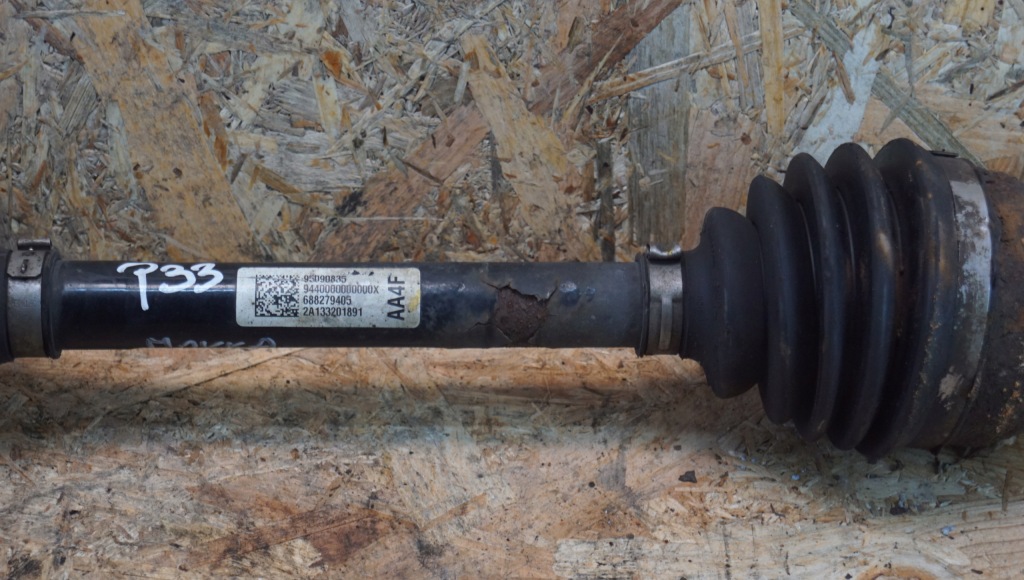 Приводной вал правая  перед opel mokka a 1 1.7 cdti 95090835 с Разборки