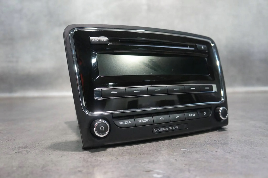 фото №1, Радио радиопроигрыватель skoda superb ii 3t0035161k