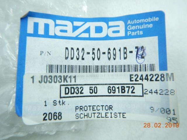 фото №7, Молдинг двері лівий перед mazda 2 dy 03-