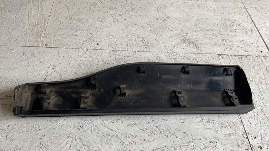 фото №4, Toyota rav4 молдинг дверь задняя левая