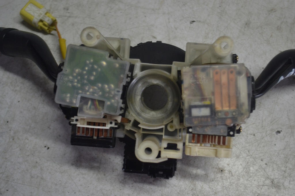 фото №5, Переключатель комбинированный переключатели mazda mpv