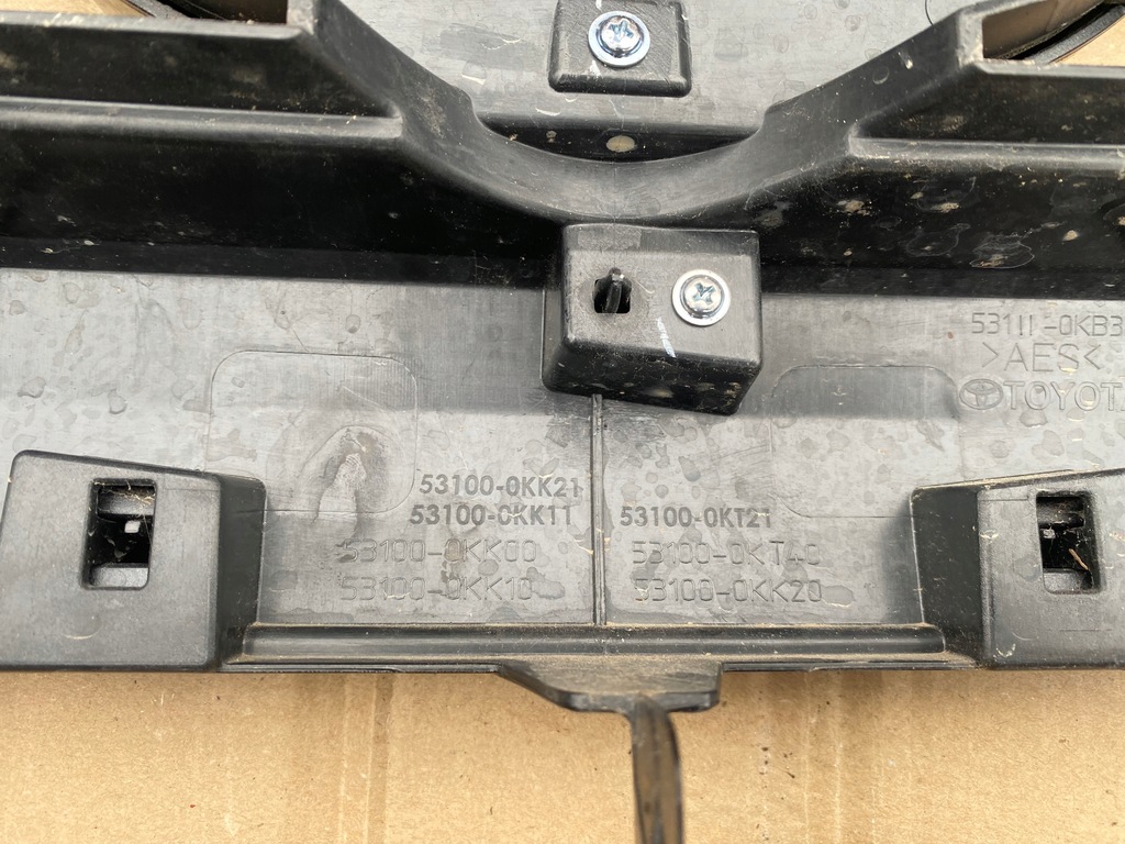 фото №9, Решётка радиатора toyota hilux pod радар