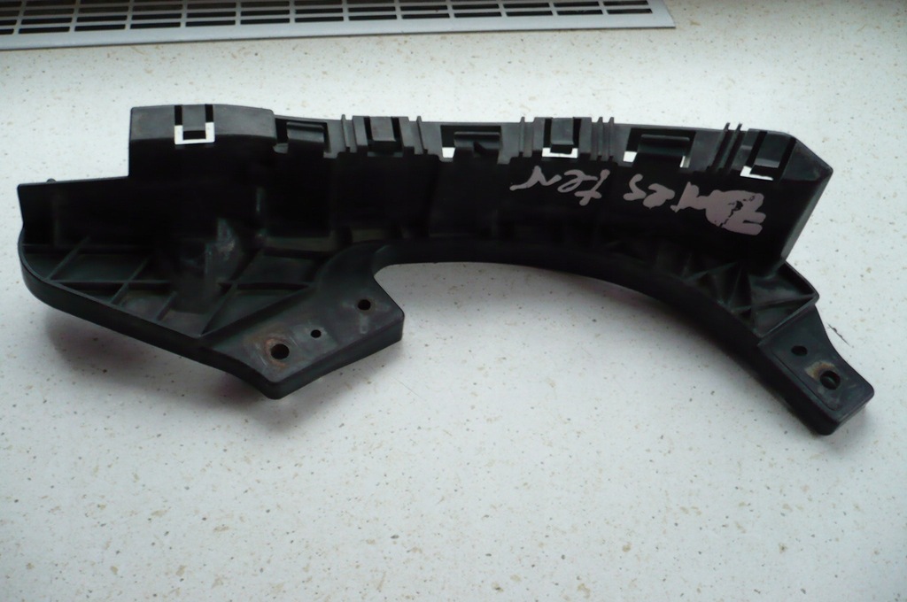 фото №1, Subaru forester iii 08-12 направляющая pod фара правый перед