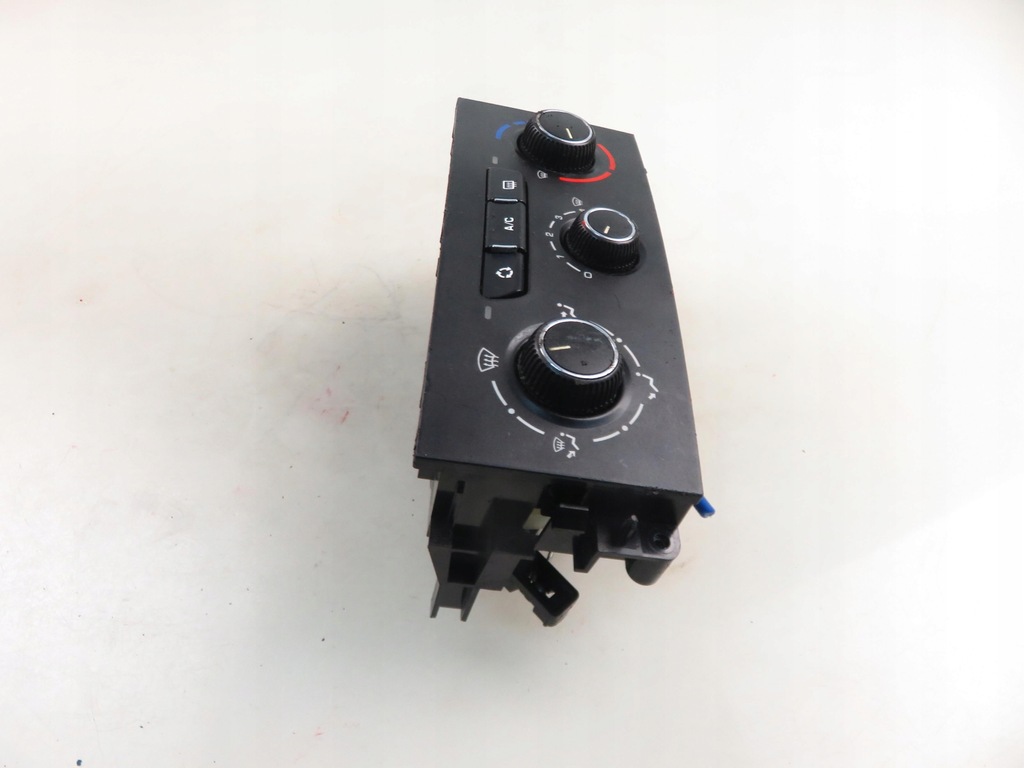 фото №11, Панель обдув с ac peugeot 207 n107405n