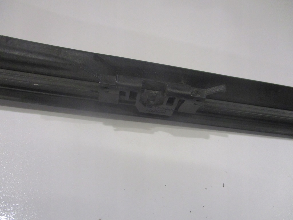 фото №13, Молдинг стекло лобовое правая перед volvo s60 ii 31335865