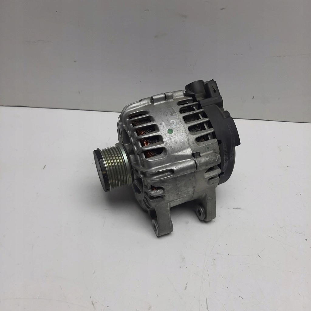 Купить Peugeot 208 2 генератор 1.2 thp 9826574080