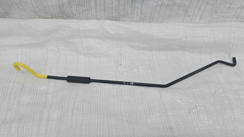 фото №1, Опора капот peugeot 208 ii