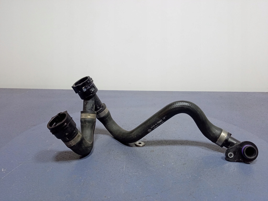 Купить Bmw i4 g26 m50 трубка пабтрубок  шланг водяной 8475681