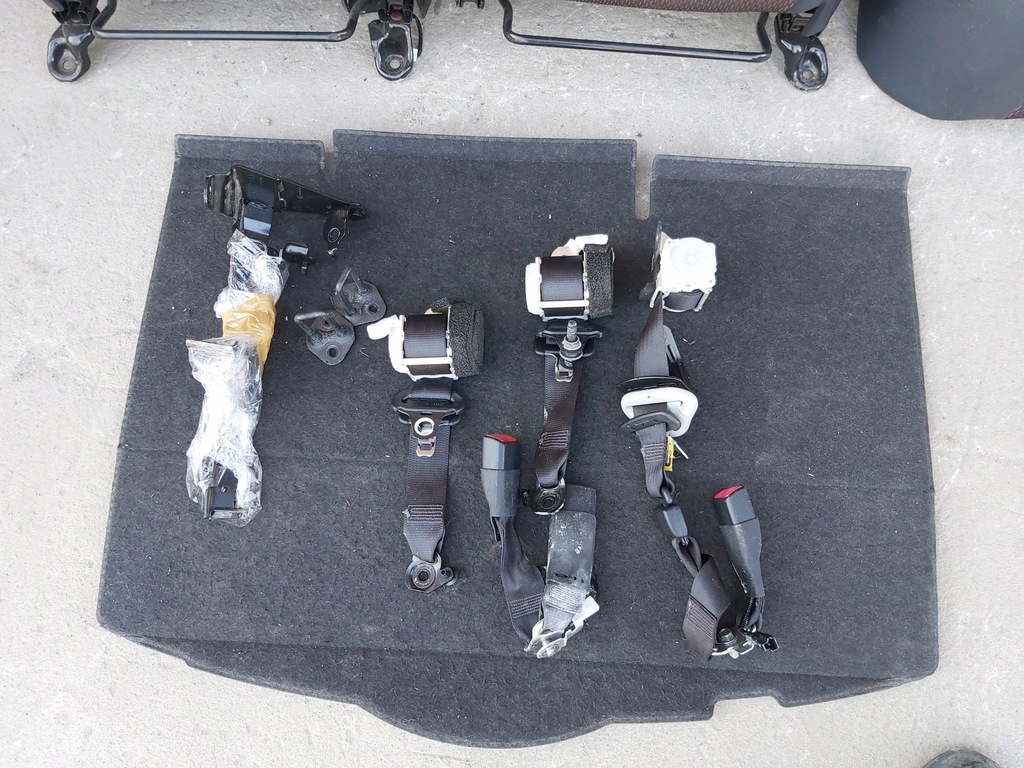 фото №5, Toyota yaris iii сидіння перехідник van 5d заднє сидіння