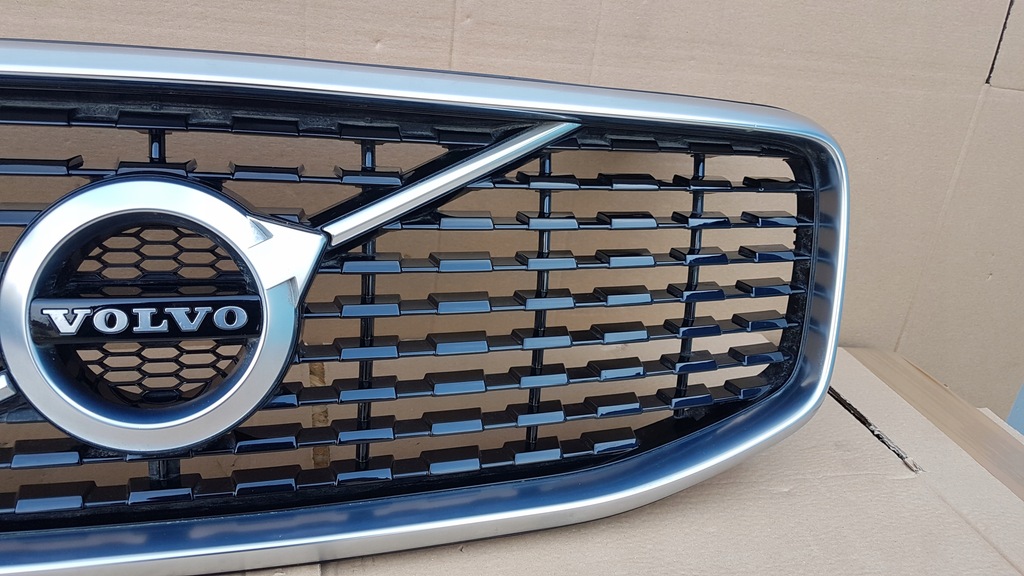 фото №5, Решётка радиатора решётка радиатора volvo xc60 ii r-design 17-