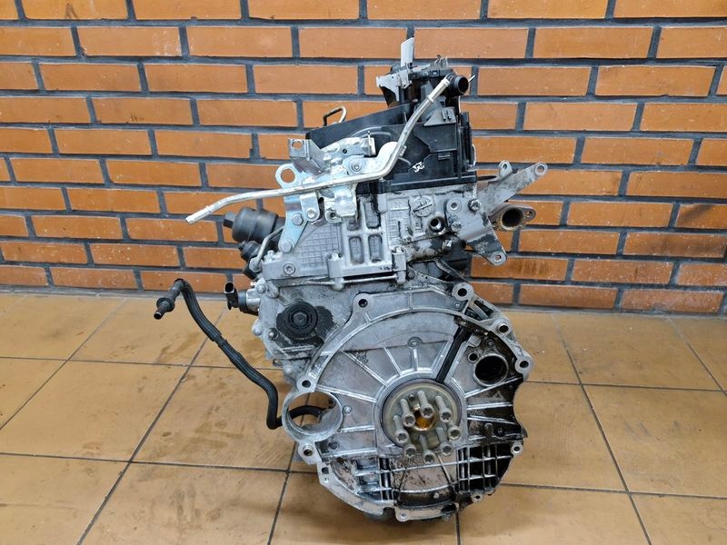 Toyota avensis t27 рестайлінг  t29 1.6 d двигун стійку  n47c16a n47c9a01 Зі Шроту