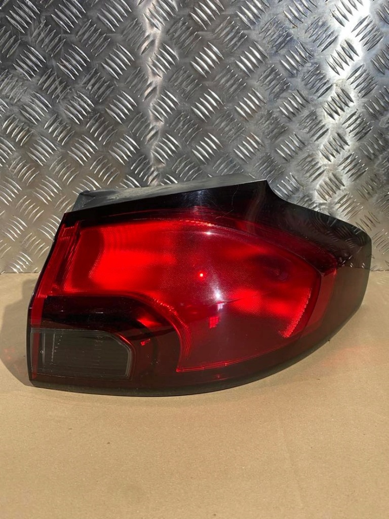 фото №1, Лампа задняя левая сторона opel zafira 3 c 2015 13278784