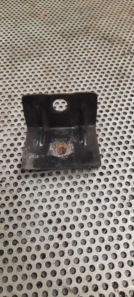 фото №1, Кронштейн крыла 035803 renault trafic