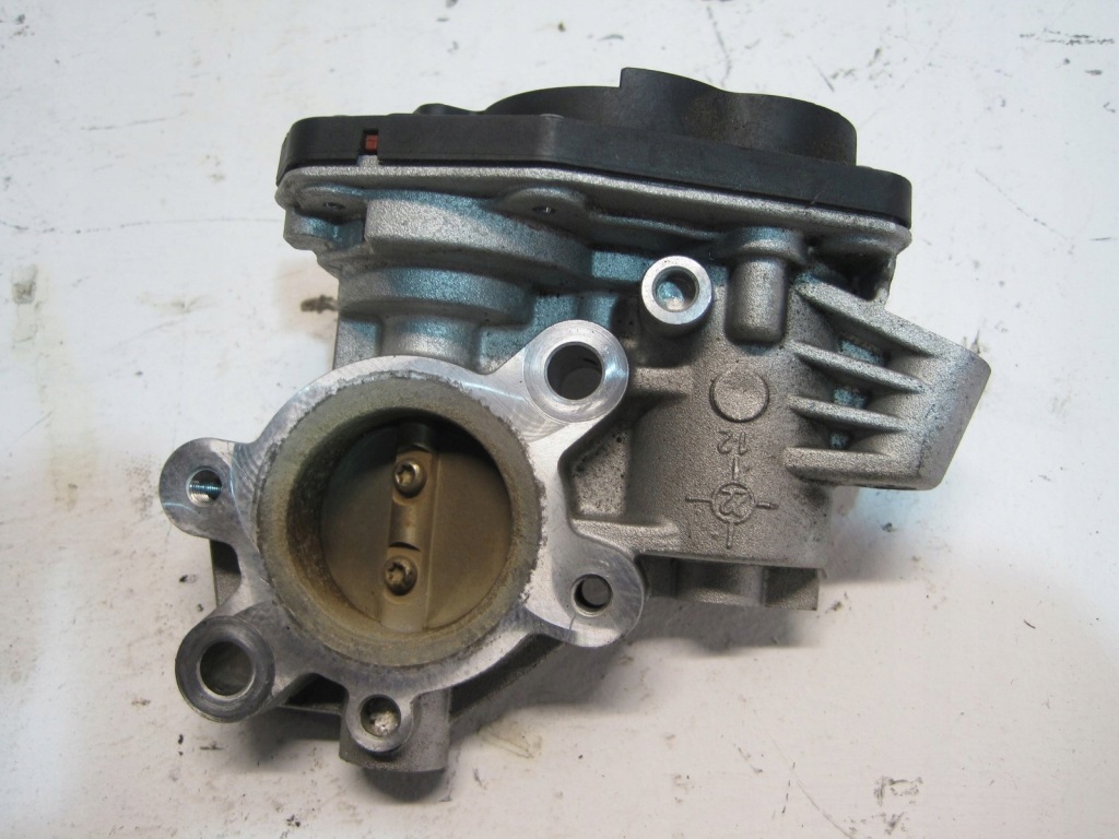 фото №1, Дроссельная заслонка renault austral 1,2tce 147107518r