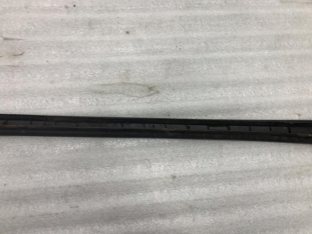 фото №7, Молдинг стекло правая jeep compass i 05182560