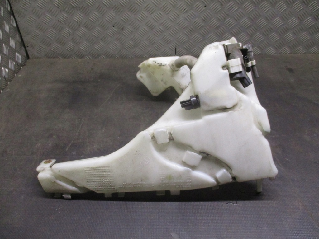 фото №5, Бак омывателя 4n51-13k463ac volvo v50 i 07-12r.