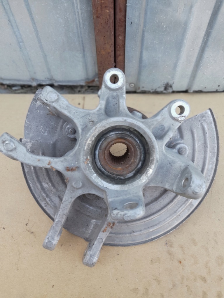 фото №1, Jaguar xj xk поворотний кулак задня